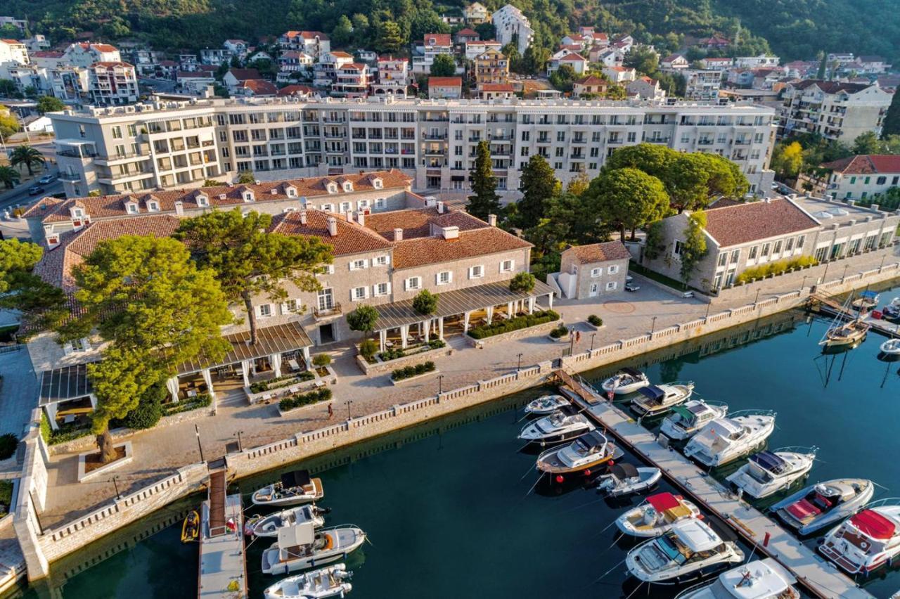 Lazure Hotel & Marina 헤르섹 외부 사진