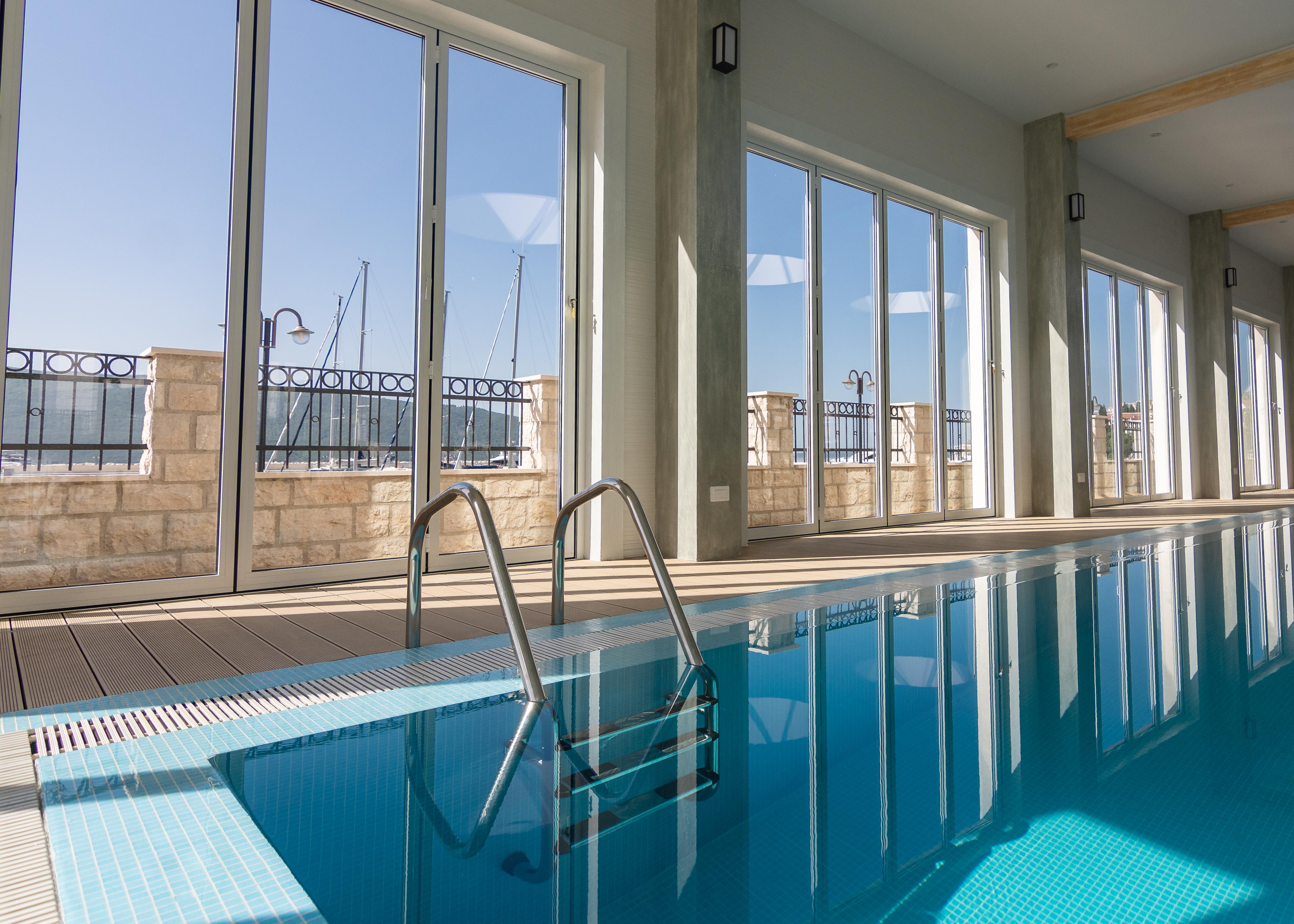 Lazure Hotel & Marina 헤르섹 외부 사진