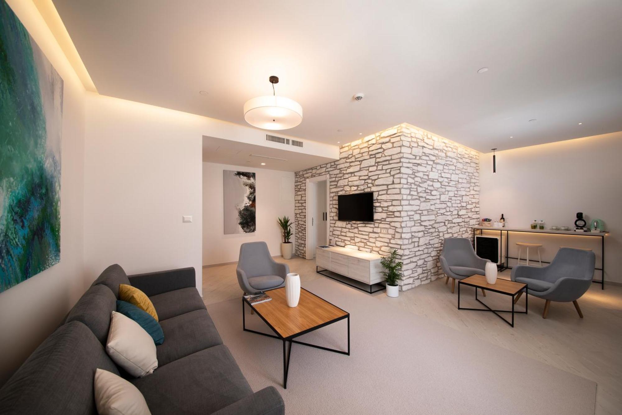 Lazure Hotel & Marina 헤르섹 외부 사진